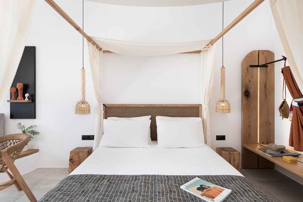 Athina Milos Suites Adamantas  Exterior foto
